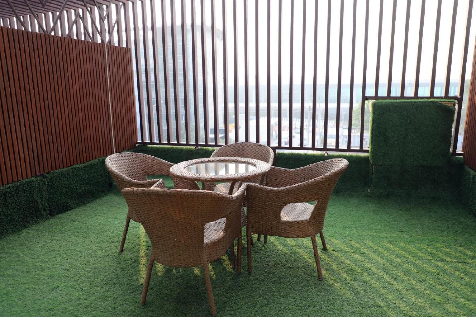 Airport Hotel New Delhi Eksteriør bilde