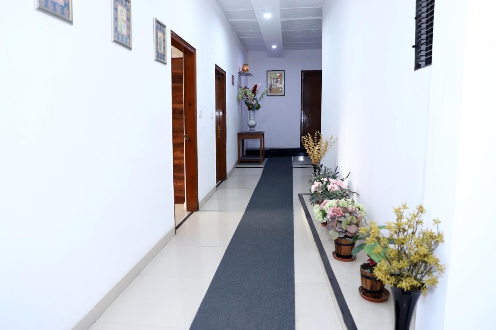 Airport Hotel New Delhi Eksteriør bilde